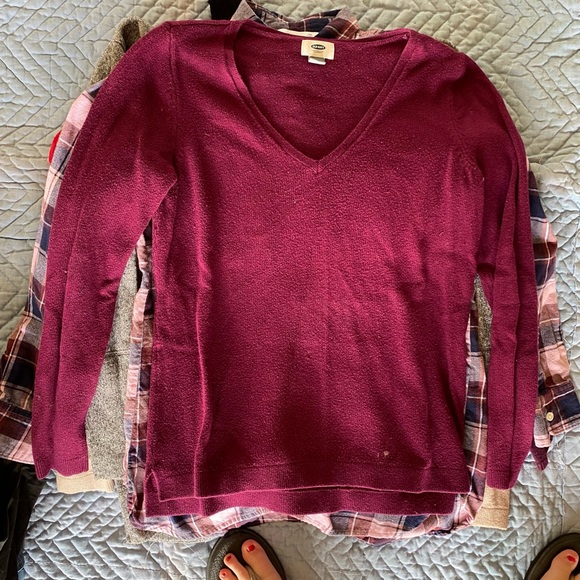 10 pcs. Assortment of Women’s size Medium long sleeve fleece and sweaters - Picture 10 of 13